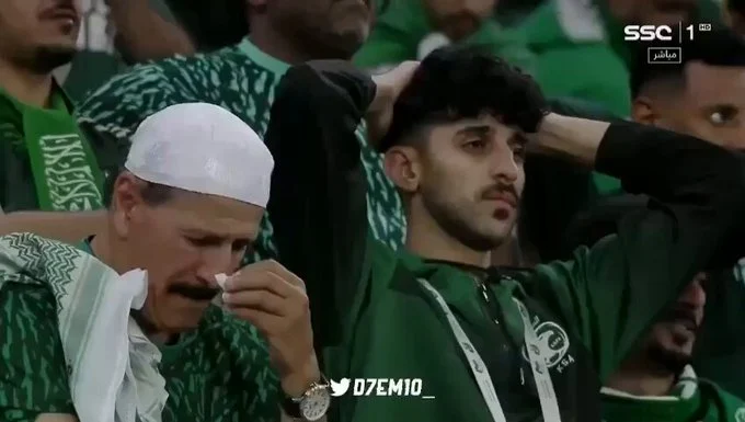 فيديو مؤثر لحظة بكاء الفريان بعد خروج المنتخب من كأس آسيا على يد كوريا الجنوبية 