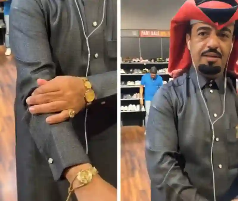 مشهور سعودي يرتدي مجوهرات 